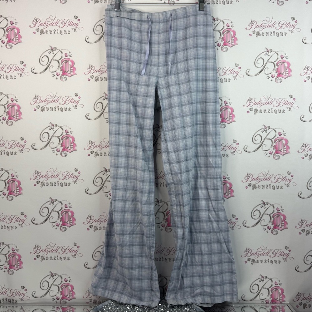 Eddie Bauer pants plaid stripes blue white Lavender lounge Plaid Pants